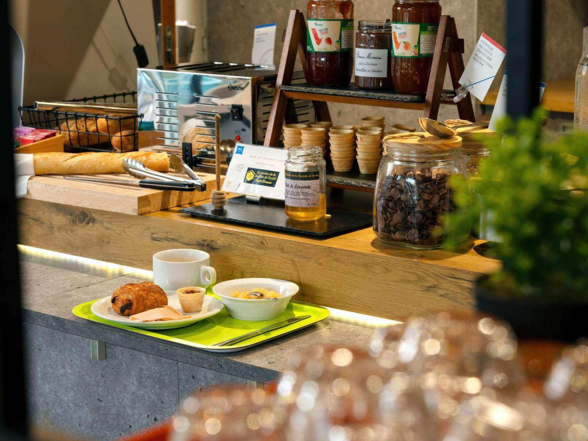 Ibis Budget Manosque Cadarache Ngoại thất bức ảnh