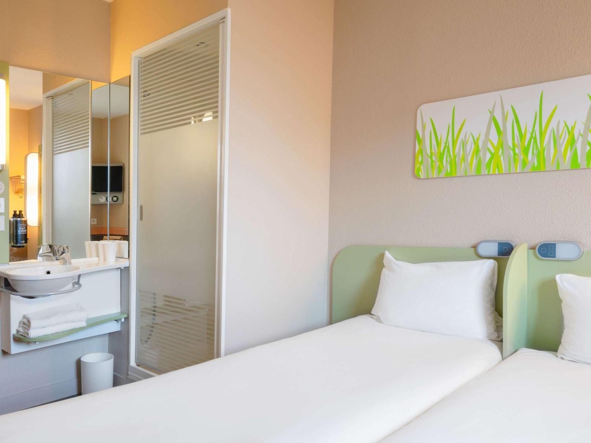Ibis Budget Manosque Cadarache Ngoại thất bức ảnh
