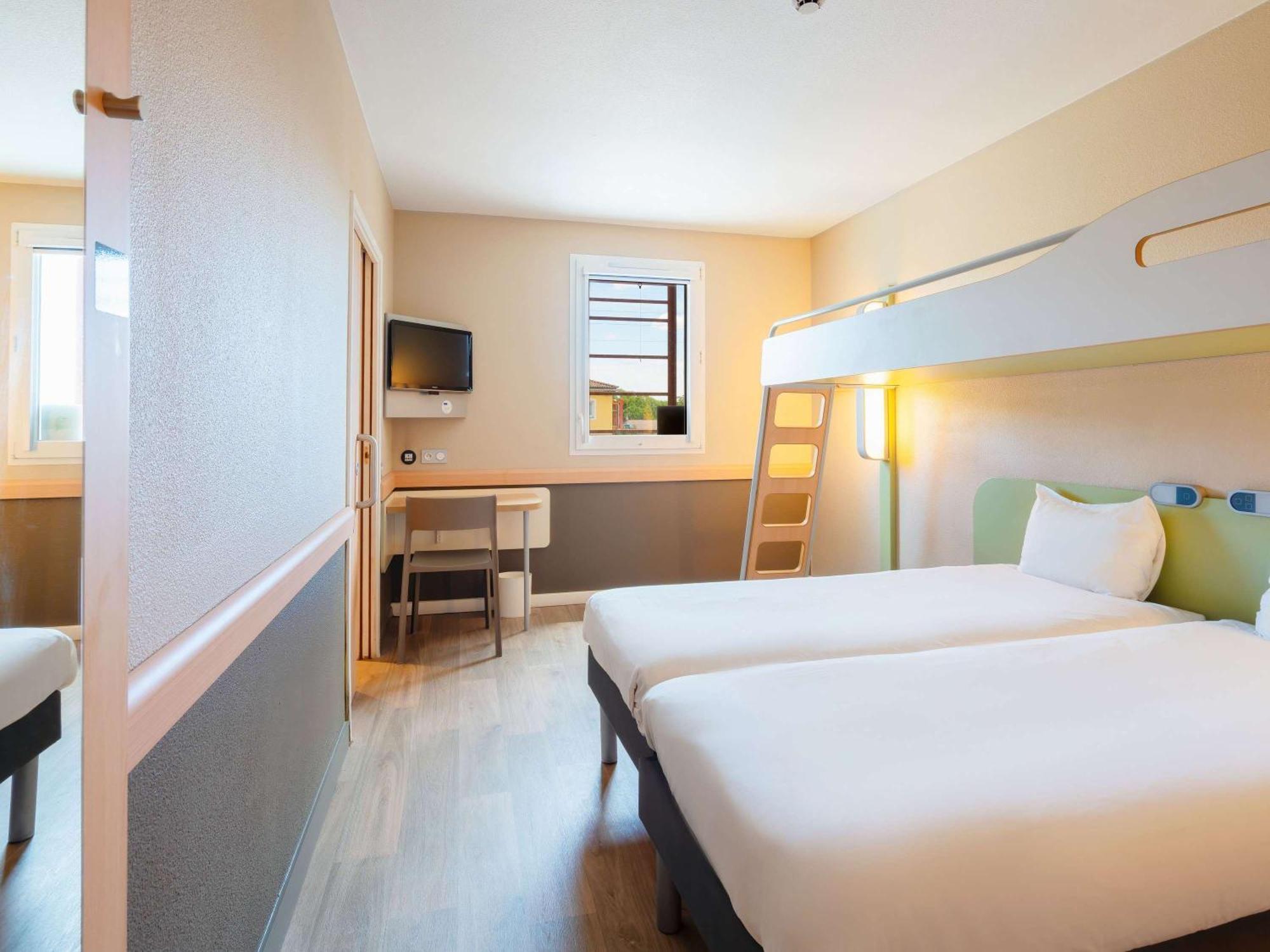 Ibis Budget Manosque Cadarache Ngoại thất bức ảnh